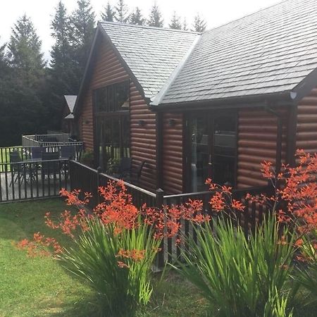 Lochside Lodge Glengoulandie Екстериор снимка